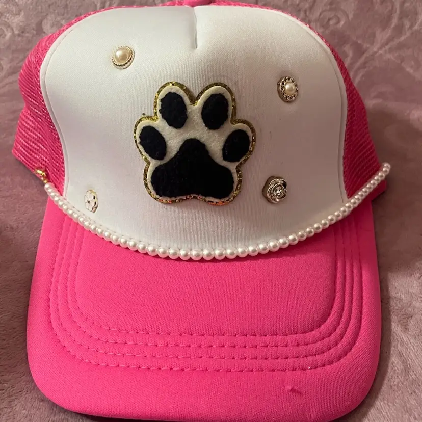 Trucker Hat - Paw