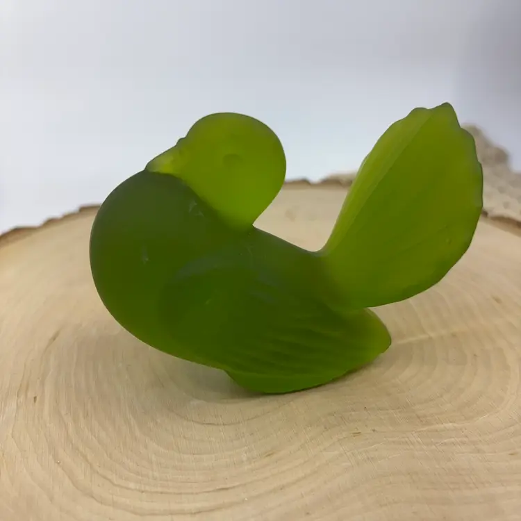 Vtg Westmoreland Glass Green Satin Pouter Pigeon 3.25”