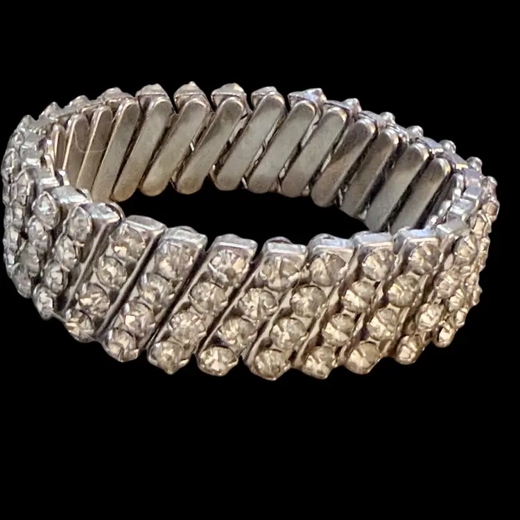1950s Rhinestone Silvertone Expansion Bracelet 2” Opening