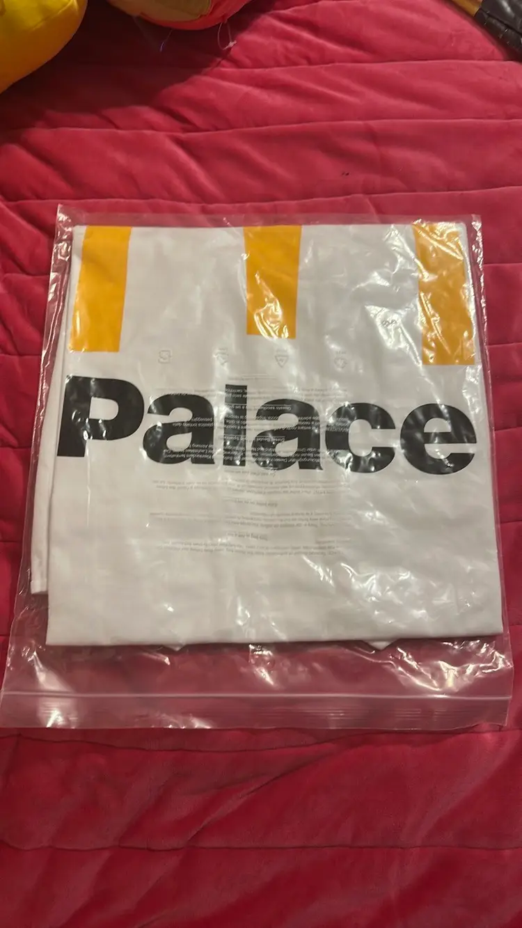 Palace McDonald’s Logo T-Shirt Size Large