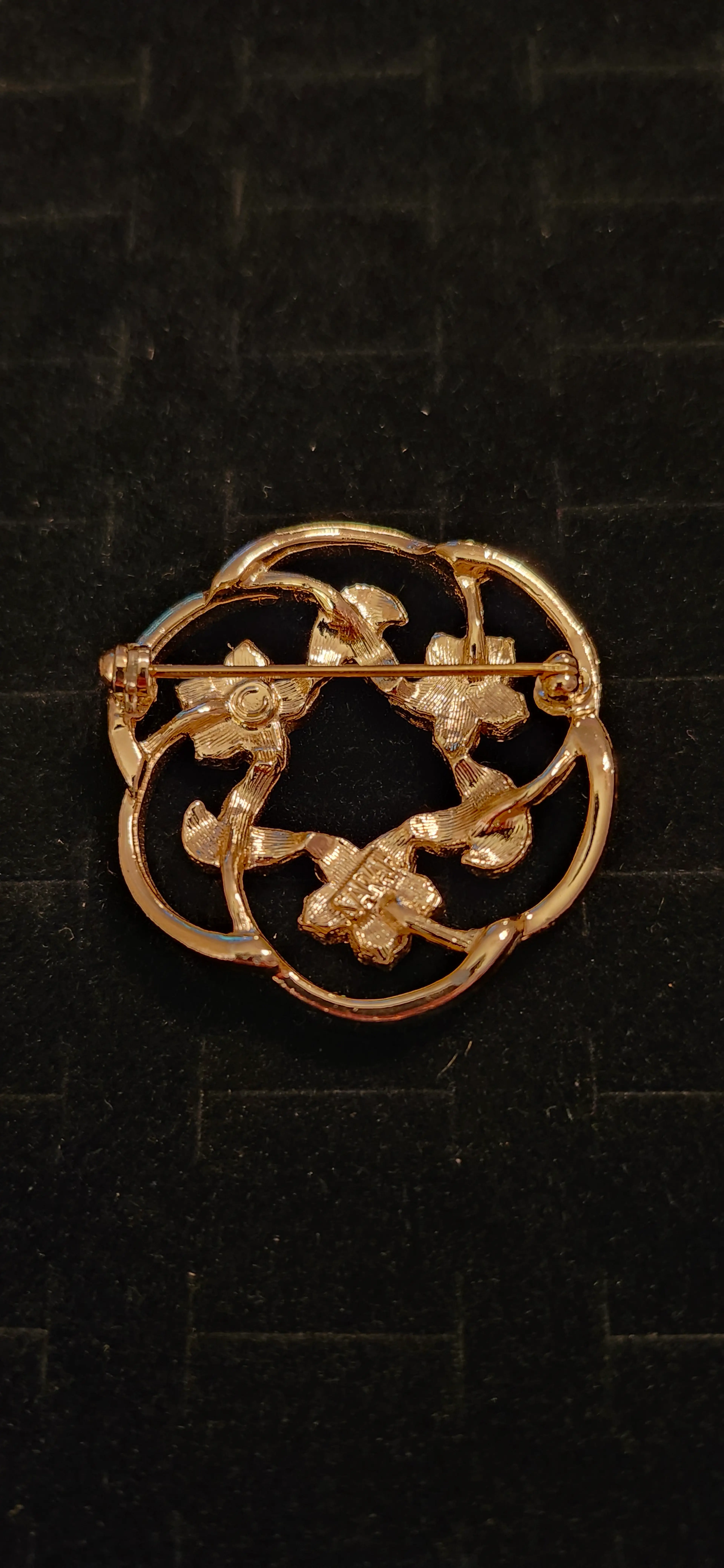 Image 4 of 6