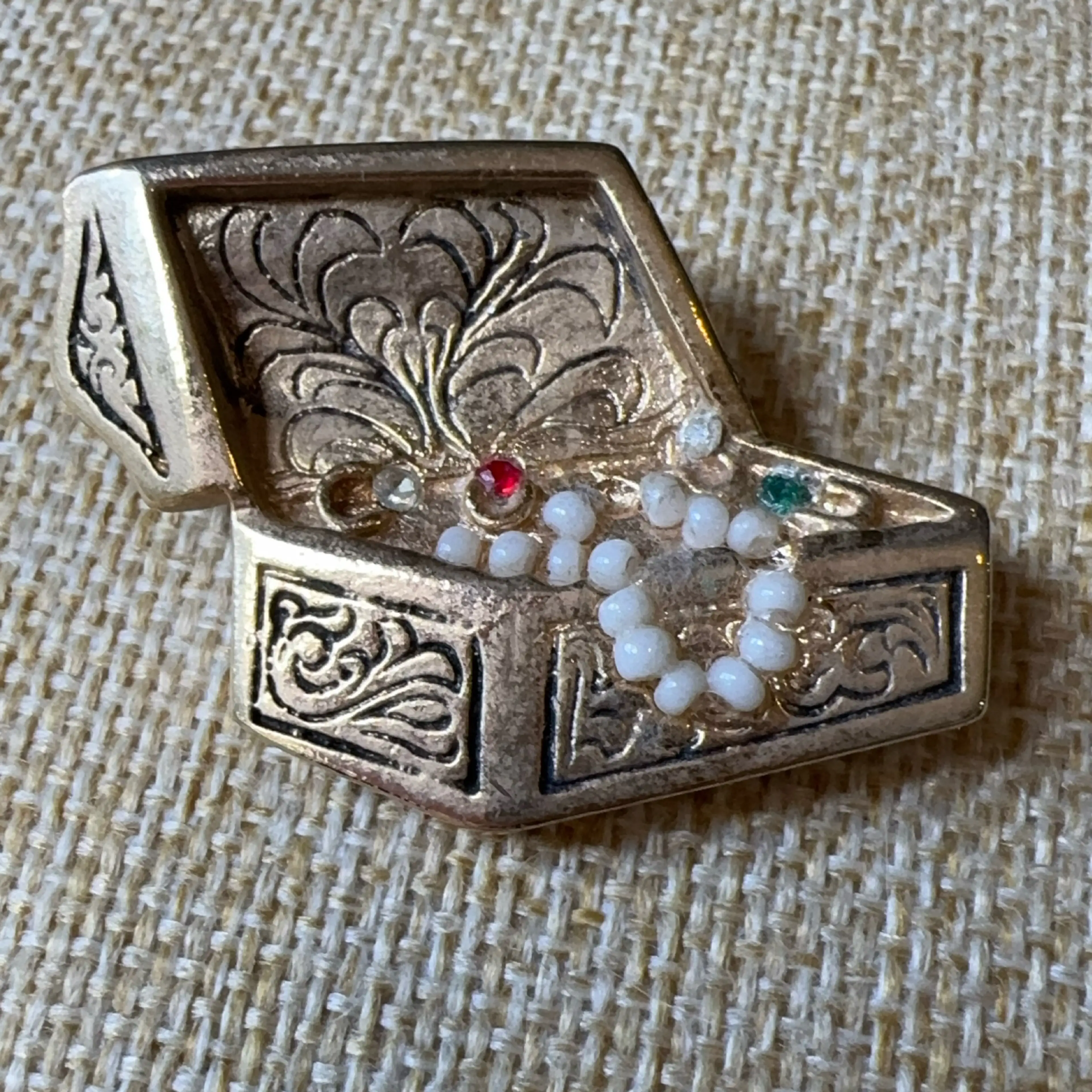 Image 1 of 2