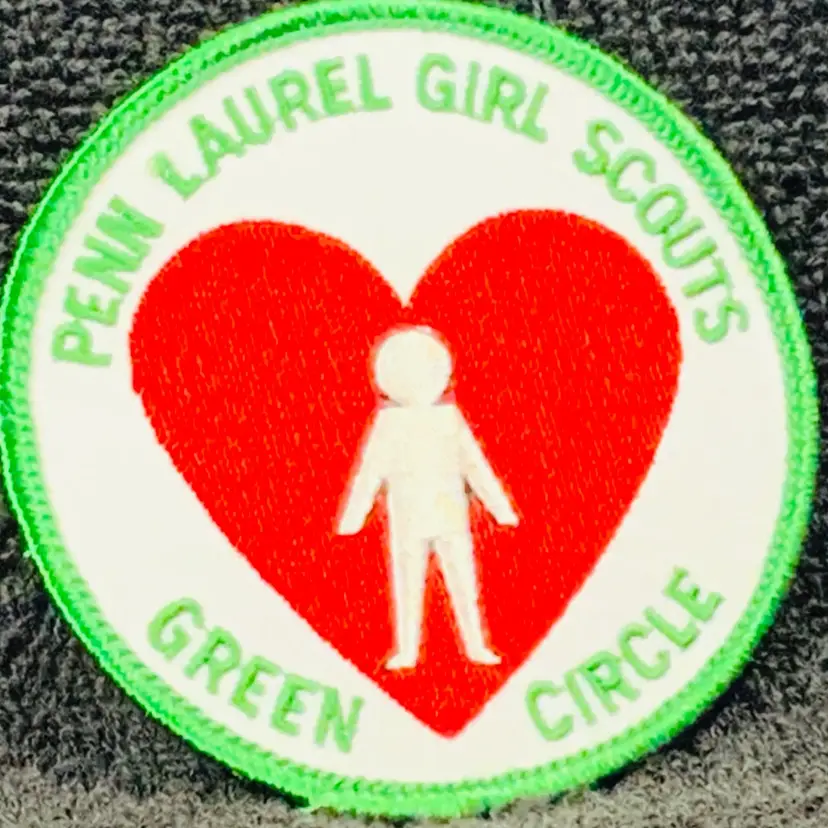 Vintage Scouting Fun Patch: Penn Laurel Girl Scouts Green Circle