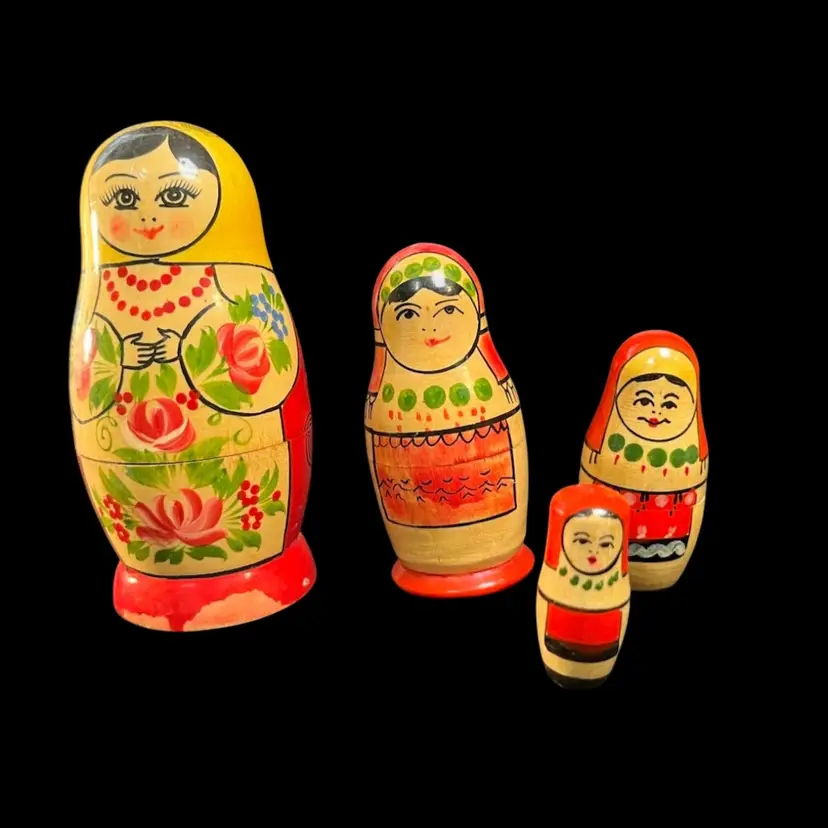 Hand Painted Wood Russian Nesting Dolls-4 dolls