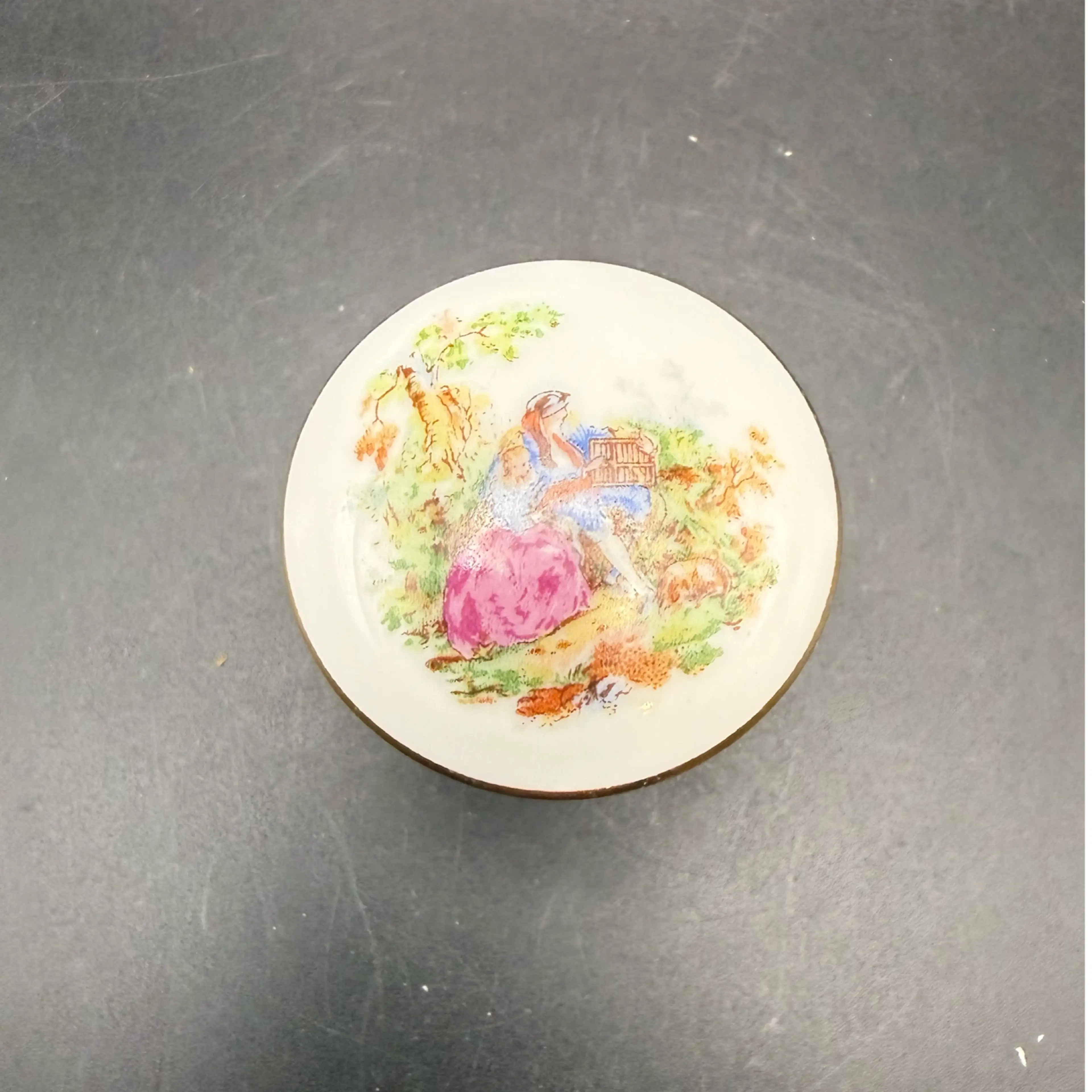 Image 2 of 5