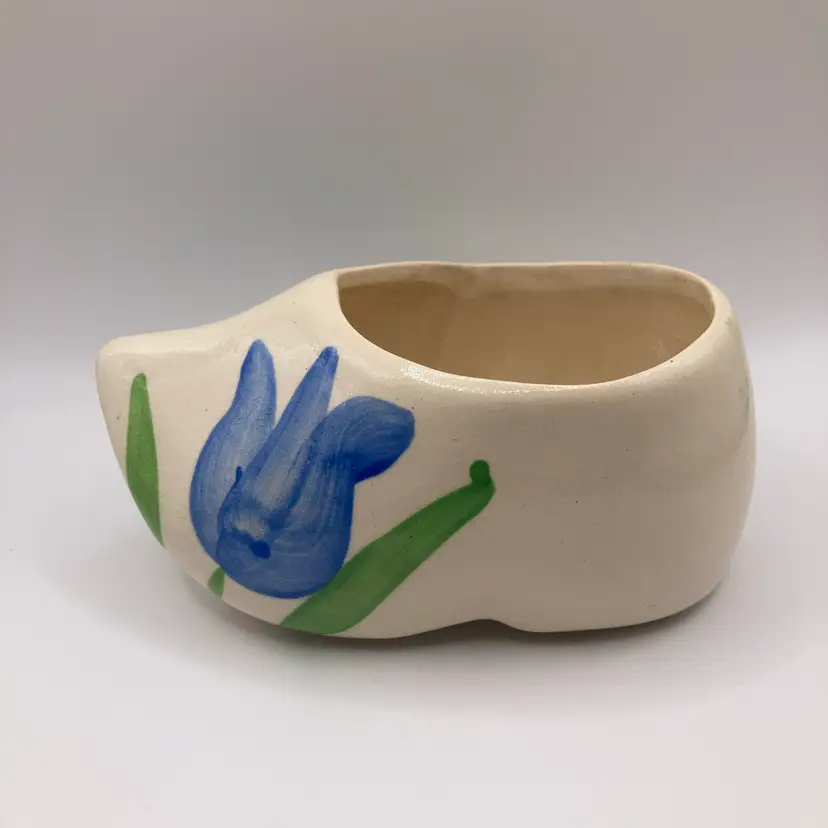 Vintage Handpainted Ceramic Dutch Clog Shoe Planter! 2 1/4” Tall! Read: Lots Of Crazing!