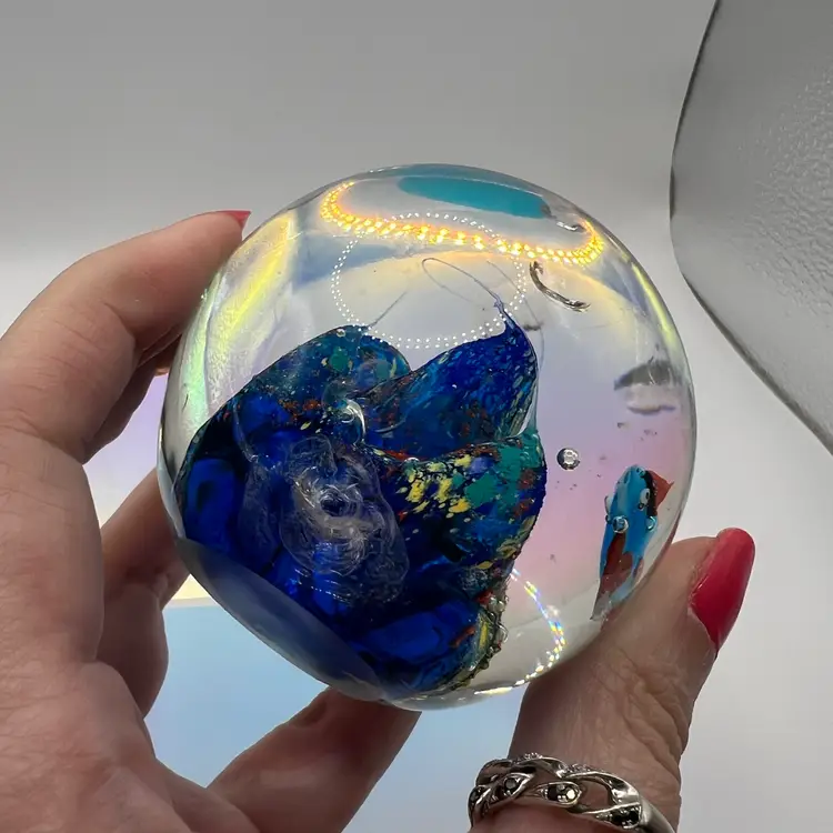 Fish Paperweight 2.5” (has bruises)