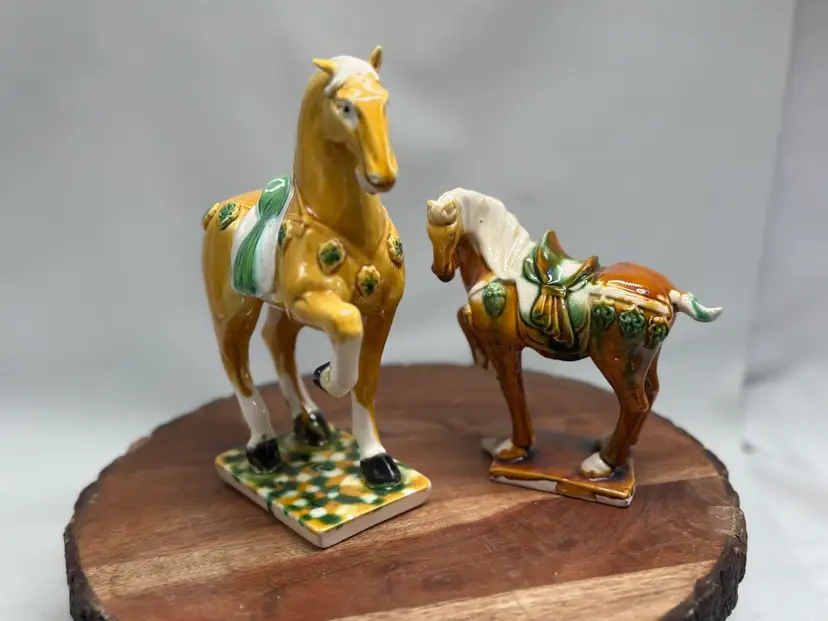 Vintage 2 Stallions Horses Dynasty Design Porcelain Horses Figurines Marked