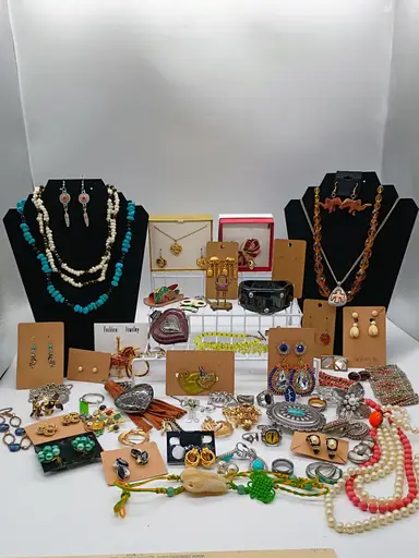 Jewelry Dig 2-10$ Starts