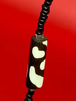 Giraffe Necklace Made w/ Nyora Beads