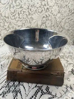 Oneida Paul Revere 8 Inch Silver Repro Bowl