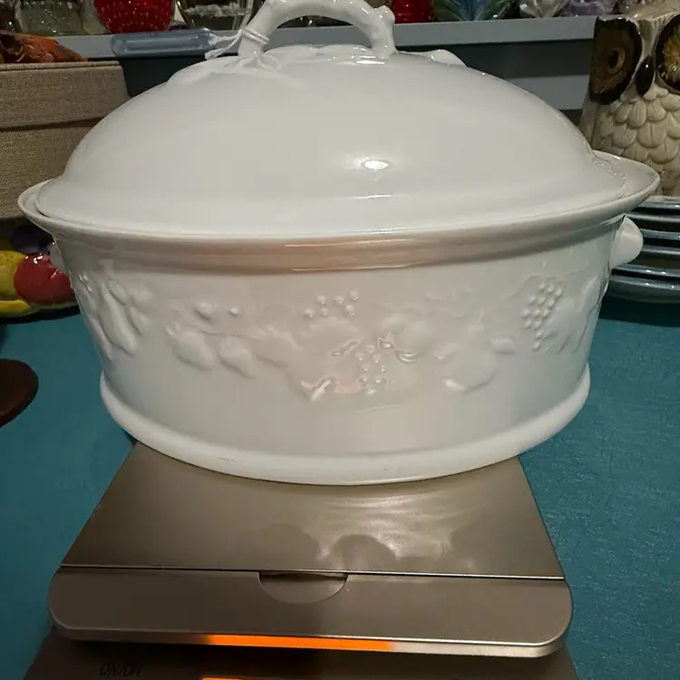 Philippe Deshoulieres Limoges France Blanc de Blanc Covered Casserole Dish 2.25qt.