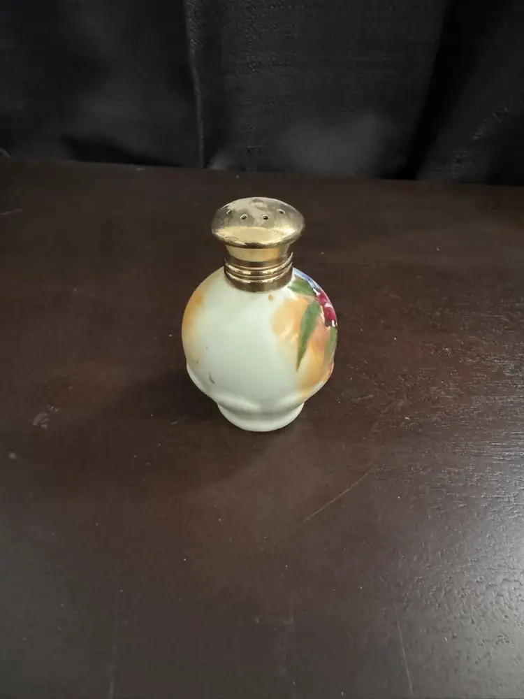 Vintage Single Shaker