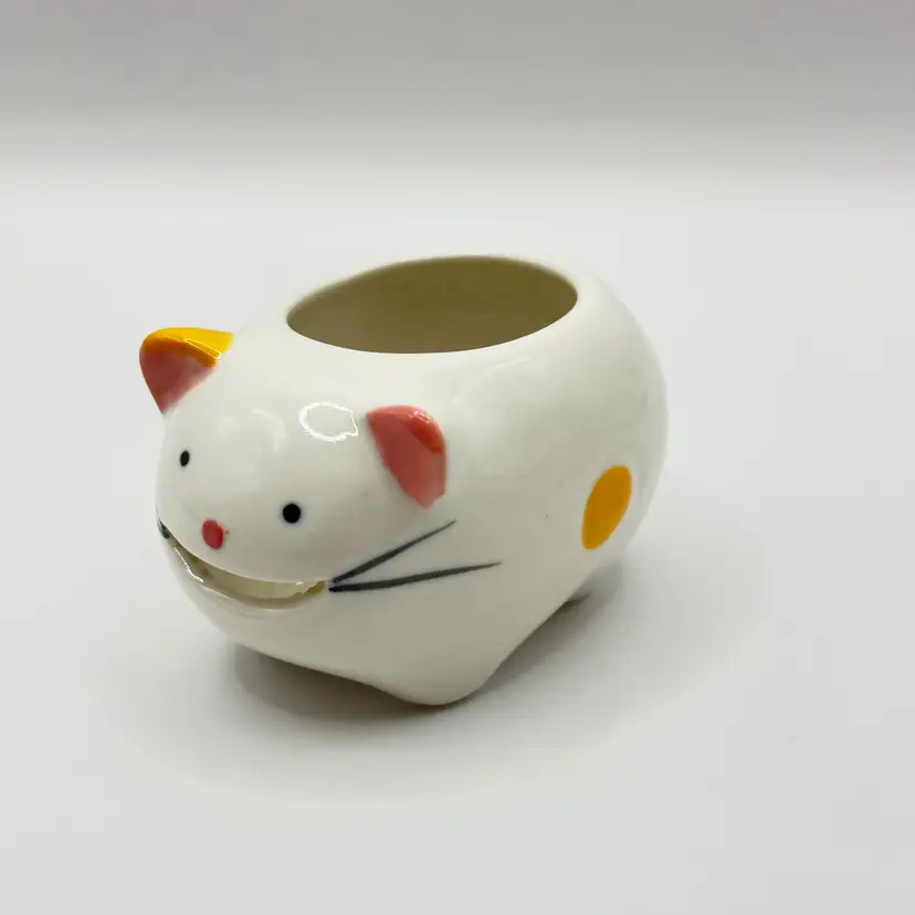 Cute Ceramic Cat Planter, White with Colorful Accents, Miniature Decor, By Seishin Peropon, Made in Japan