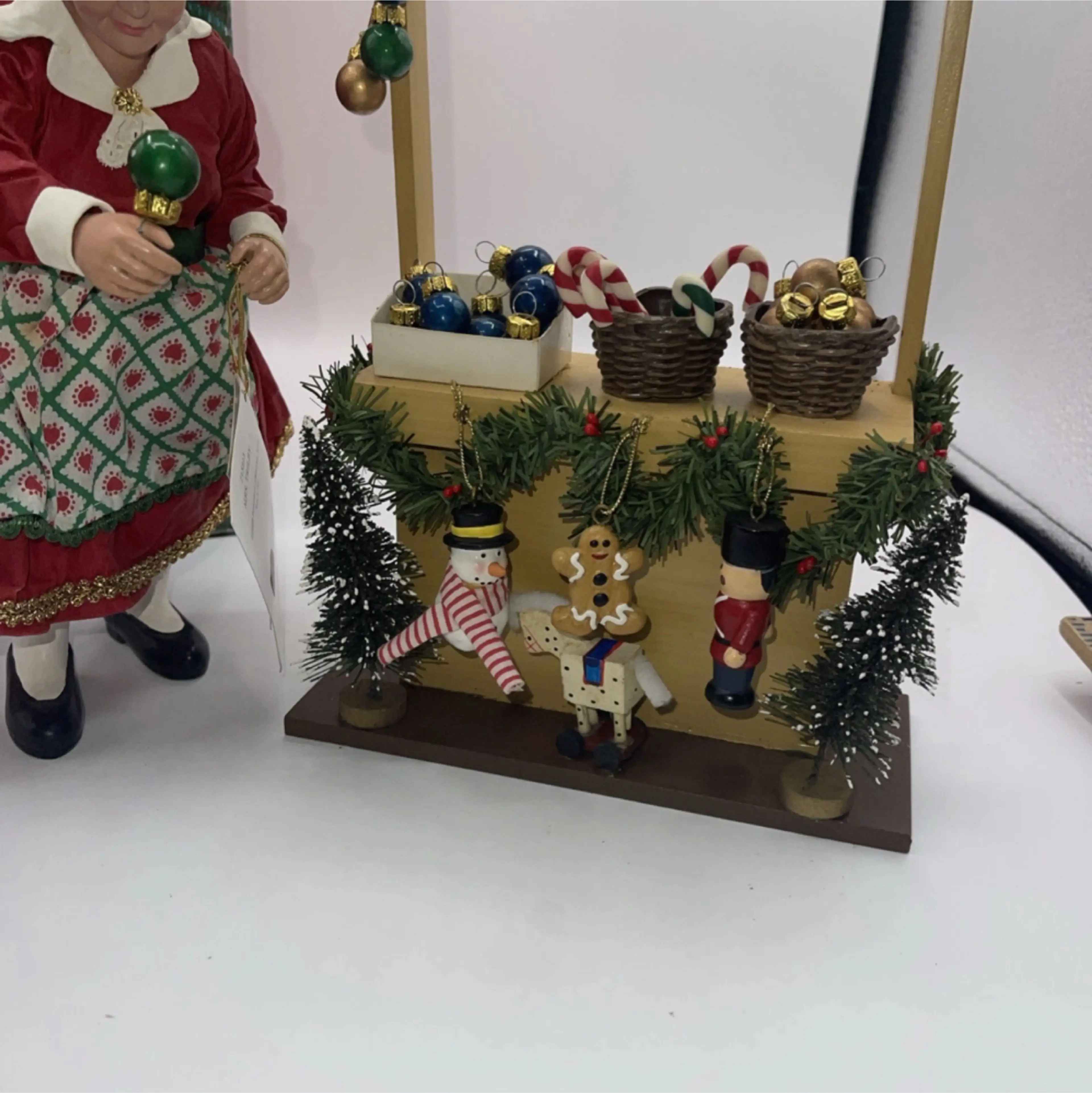 Image 3 of 5