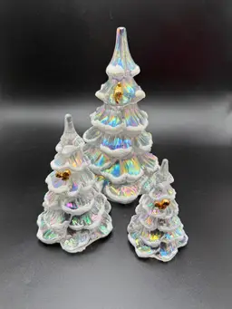 Fenton Iridescent Christmas Tree Trio – Gold Squirrels & Cardinal – 6.5”, 4.5”, 3.5” – Instant Collection