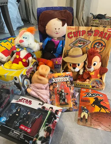 Crazy $1 Blowout Sale!  Star Wars Toys, Vintage Toys, Comics, Plus More!