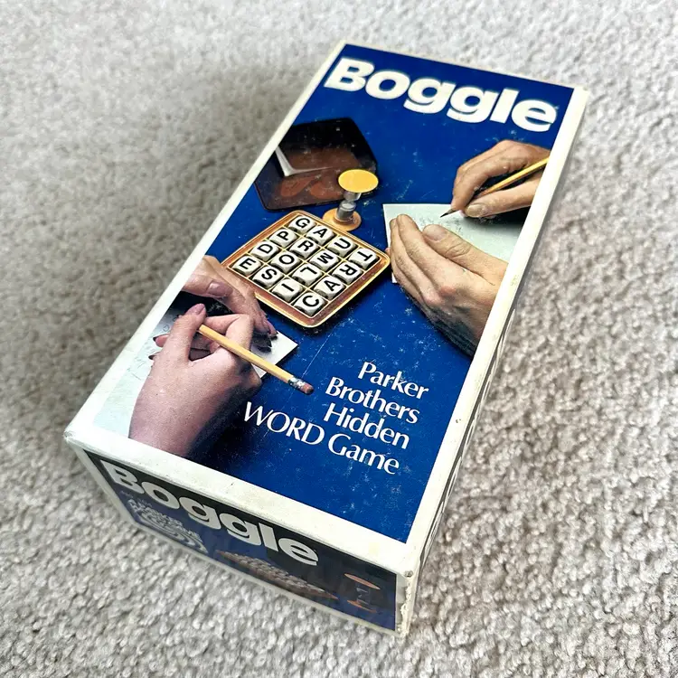 Vintage 1976 BOGGLE Parker Bothers Hidden Word Game No. 104 - Complete!