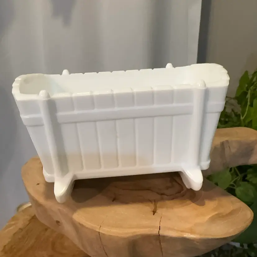 1950s Indiana Glass Cradle Planter