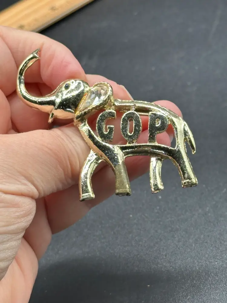 REPUBLICAN Oleet GOP Elephant Pin Brooch Rhinestone Blue Jewel Eye Ear Stone