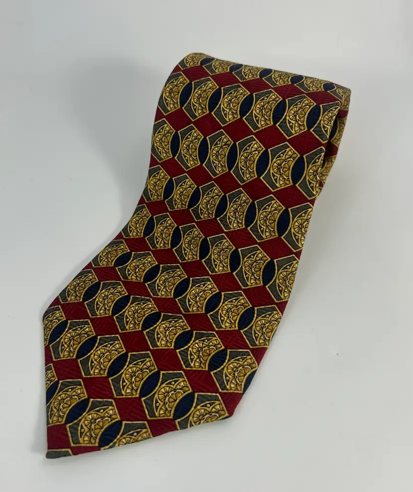 Vintage Mara by Countess Mara Red Yellow Green Blue Geometric Design Tie 59.50" x 4"