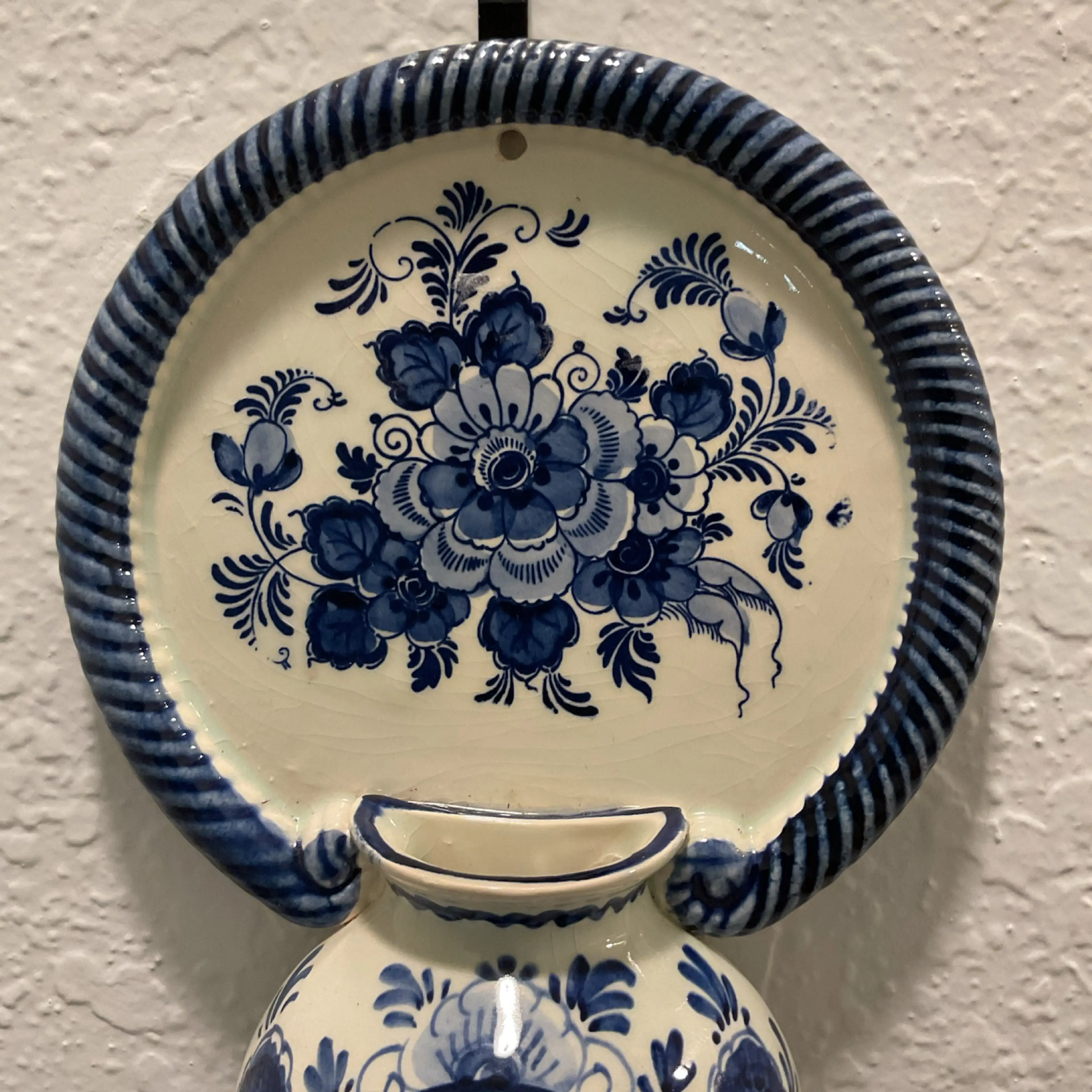 Image 3 of 4