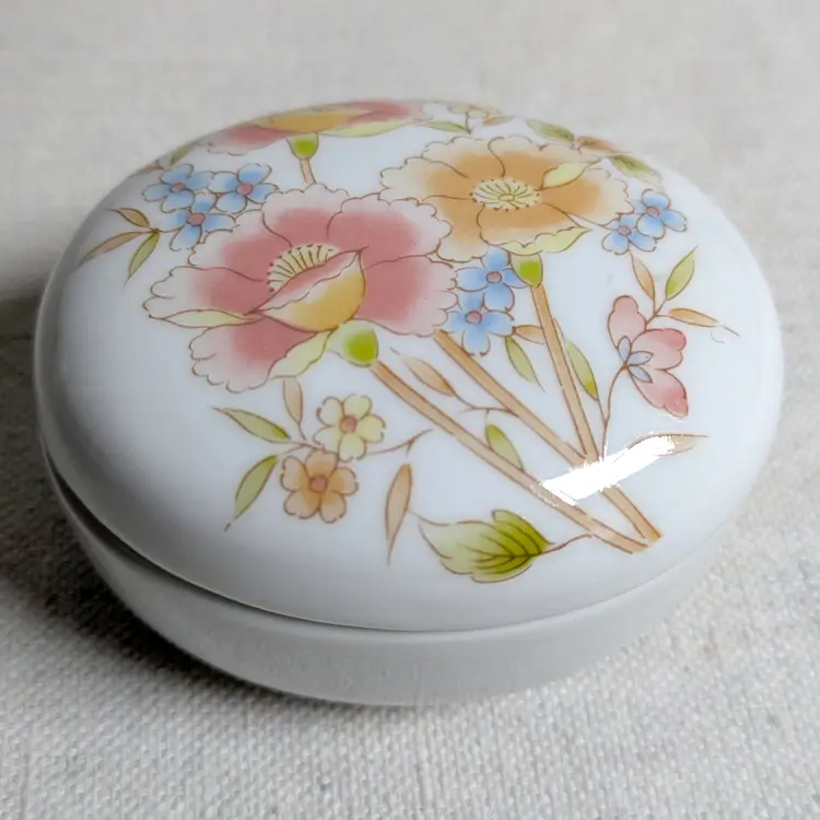 Takahashi Floral Trinket Box