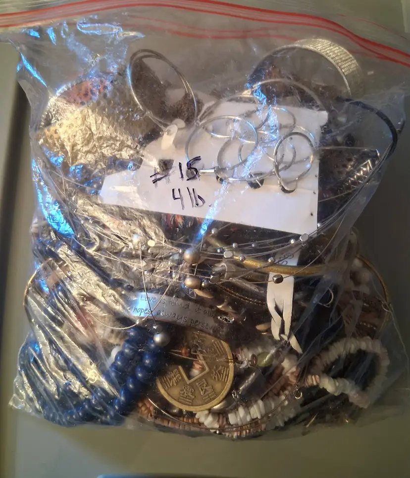 4 lbs Mostly WEARABLE COSTUME JEWLERY VTG to MOD Resell/Keep/Craft/Upcycle #15