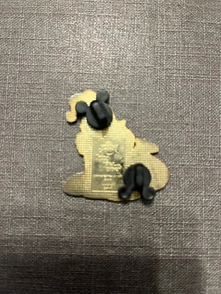 Disney World 2007 Christmas Pin Donald Duck Chimney