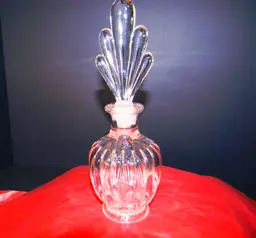 #01 Glass Perfume Bottle with Fanned Stopper top