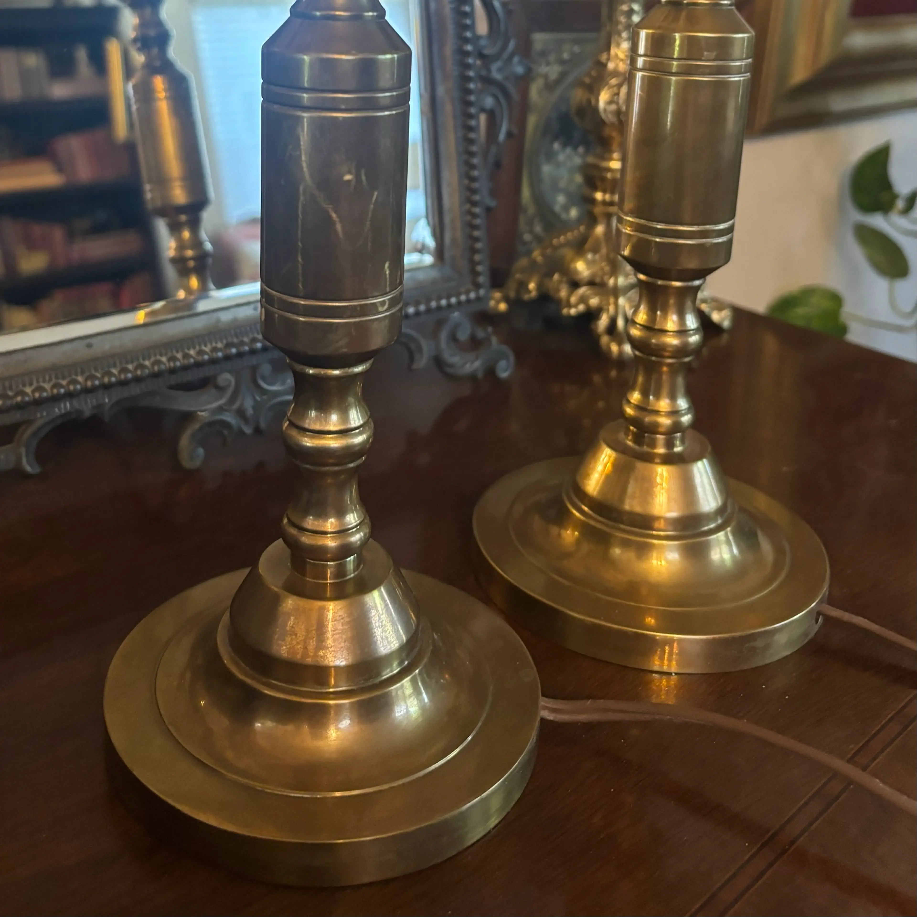 Image 2 of 4