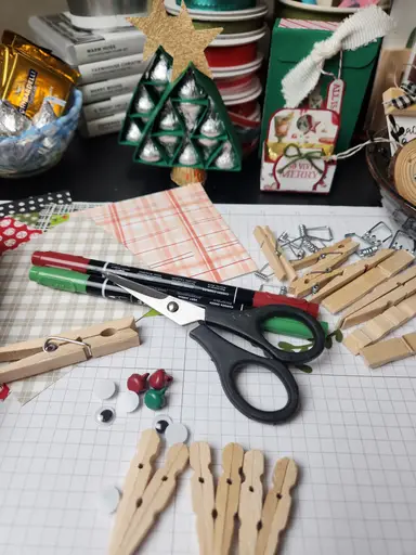 Craft with me...and some announcements!