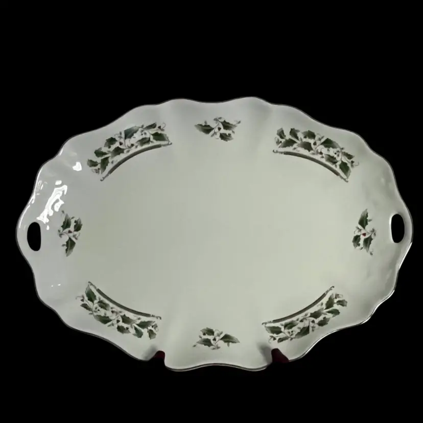 Royal Limited “Holly Holiday” Christmas Platter – 14" x 9.5" Excellent Condition