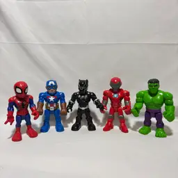 Lot of 5 Hasbro 2018 Avenger Figures