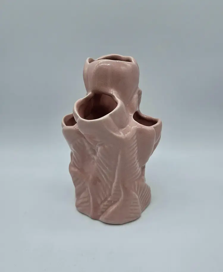 Vintage Ozark Niloak Art Pottery Pink Tulip Vase 7.5"
