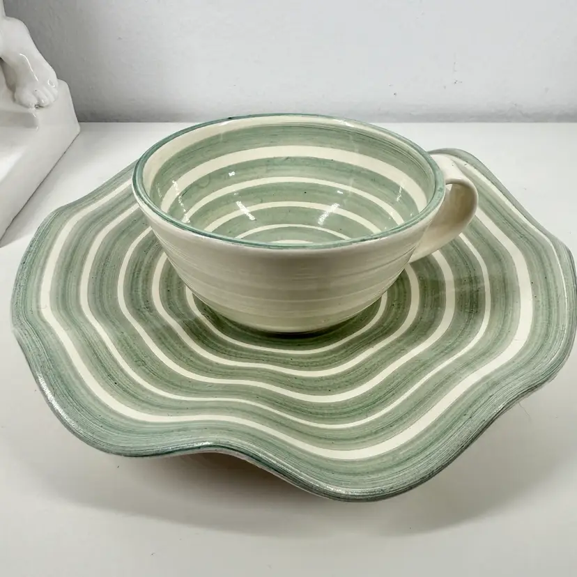 LINDA MARKS Ceramic CUP/SAUCER SET Studio Pottery Exclusive BARNEY'S Chelsea NY