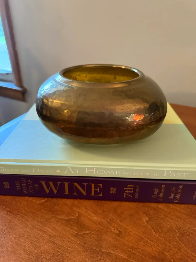 ☀️8” W x 3-1/2” H Brass Bowl Or Planter
