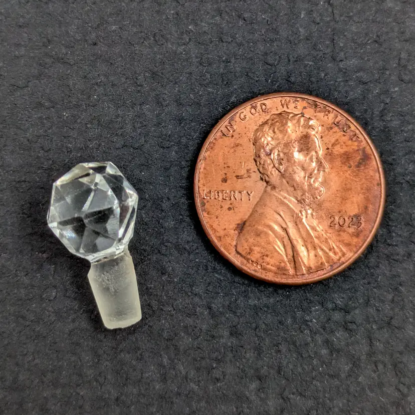 Miniature Glass Bottle Stopper