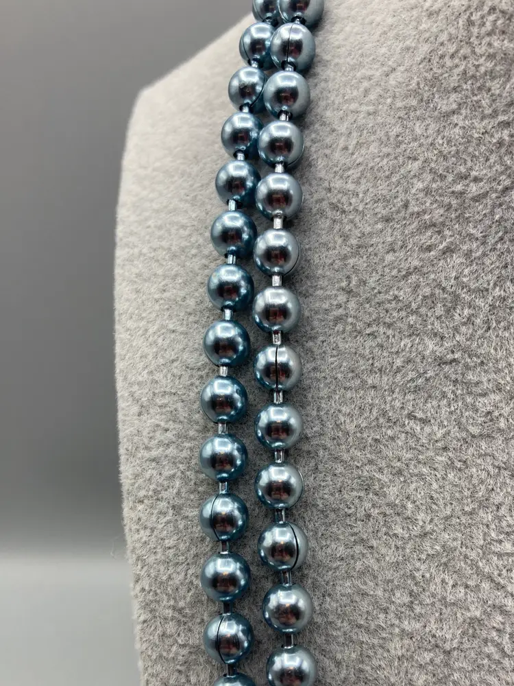 Vintage Long Shimmer Blue Necklace Silvertone Light Weight - Made in Japan