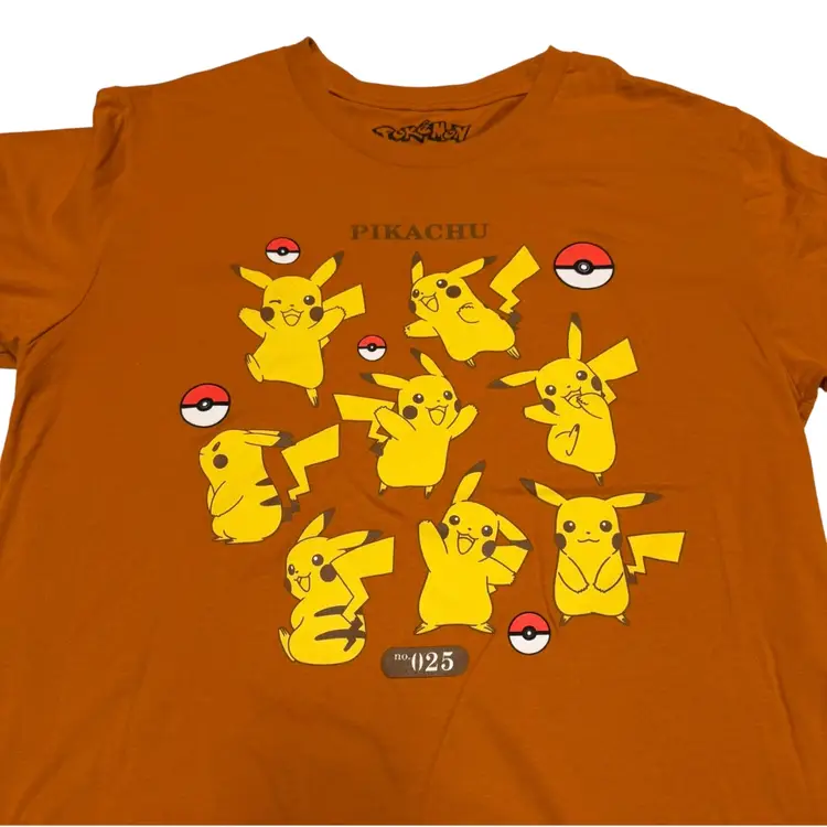 Pokemon Pikachu Multi Pose No. 25  Pokeballs Adult Orange T-Shirt - L