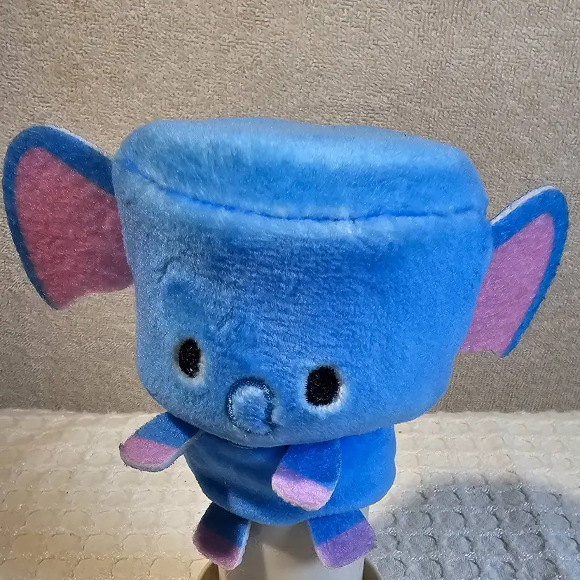 Just Play MALLO MALLO 3" Mini Collectible Plush Figure 5 darllings 8403