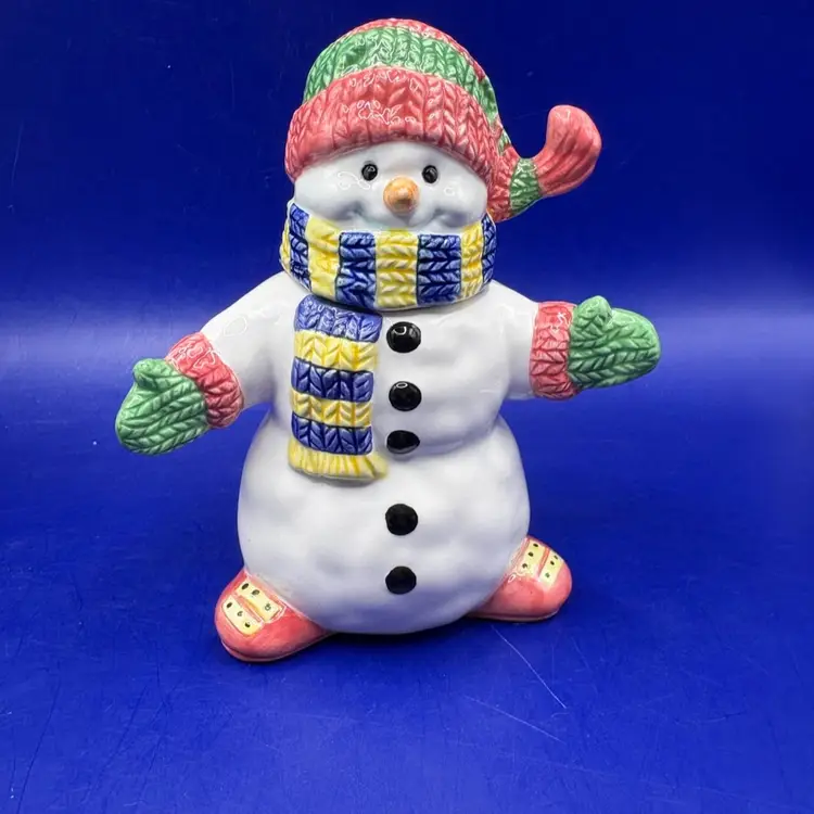 House Of Lloyd Snowman Salt And Pepper Shaker. 1999