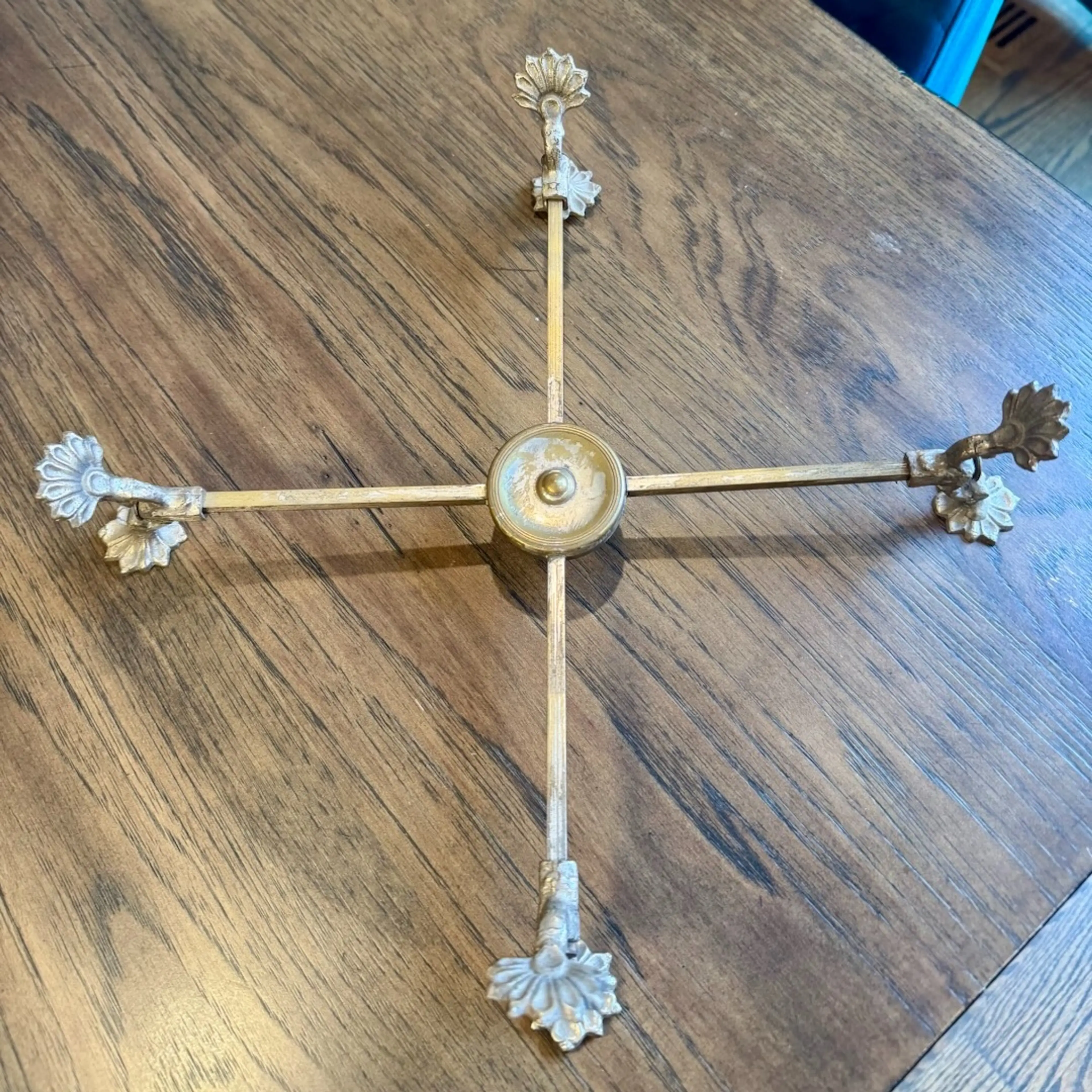Image 4 of 7