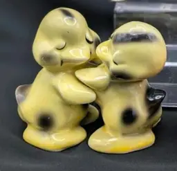 Vintage Signed VAN TELLINGEN Hugging Ducklings Salt & Pepper Shakers