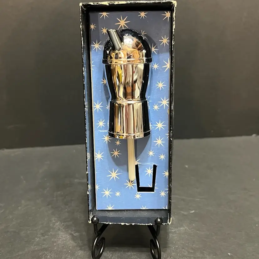 MARKDOWN! Mr Bartender Pour Spout In Box, Spout ~5.5” x 2” x 1.5”, Box ~1.75” x 7.5” x 3”