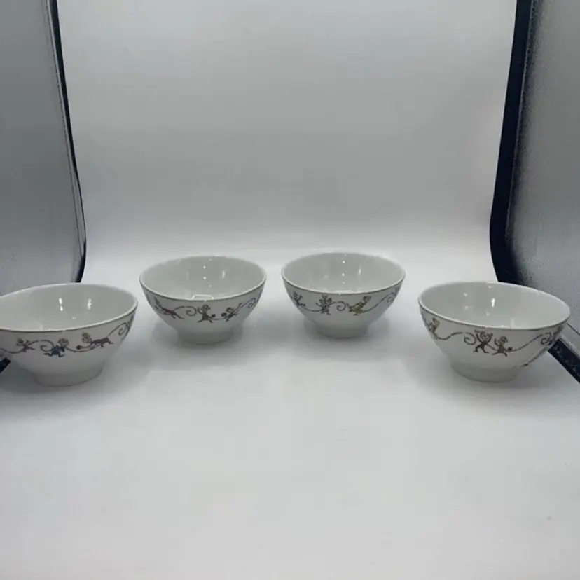 Grinch Dr. Seuss Bowls Set Of 4 New 5.5 x 3” Christmas