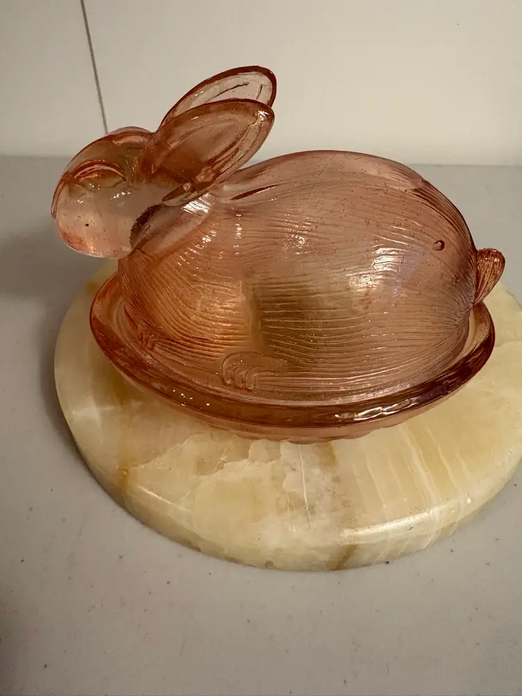 Pink Glass Rabbit Bunny Trinket Box / Candy Dish