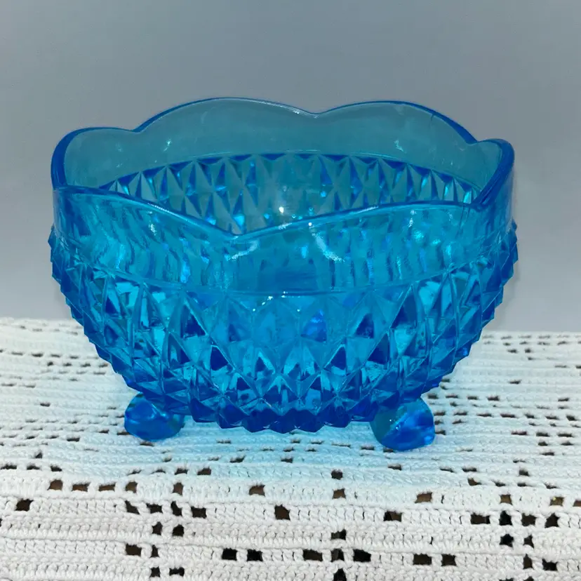 Vintage Indiana Glass Blue Diamond Point 3 Footed Candy Dish Bowl