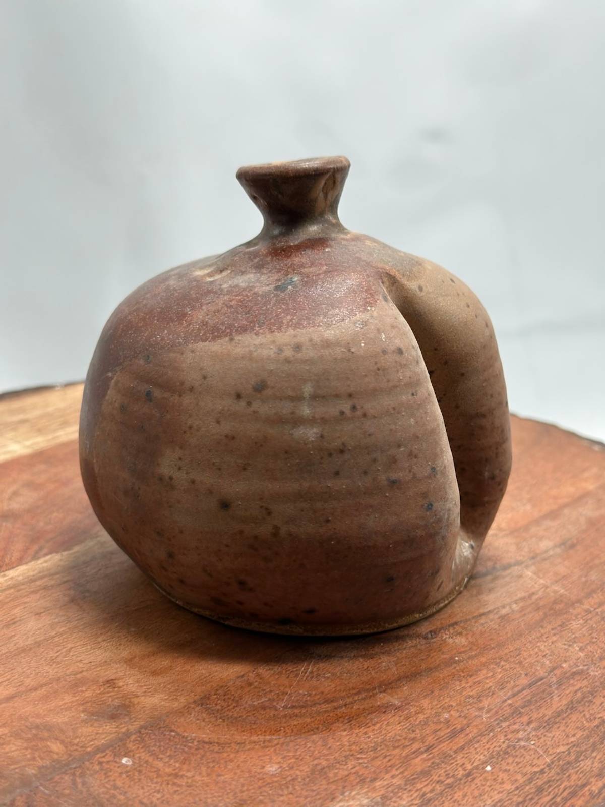 Niknax · Art Pottery Pinched Weed Pot Pottery Vase Stoneware Figure