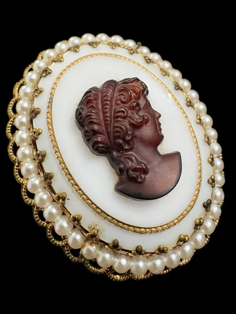 #01 Vintage West Germany Root Beer Colored Cameo Brooch